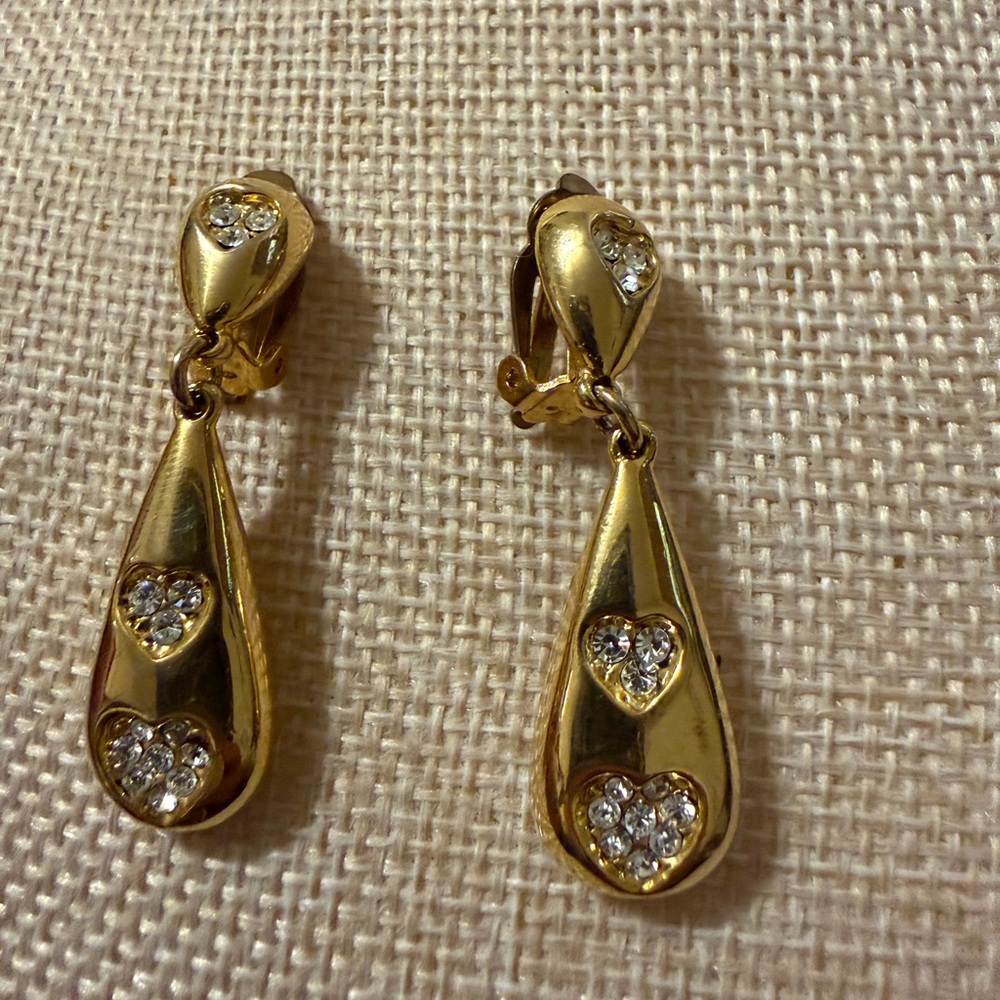 Elegant Gold Heart Drop Earrings